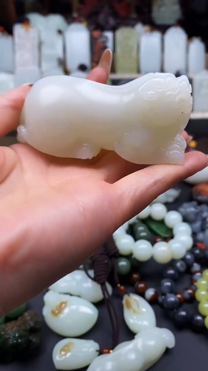 吊坠(不含链)未镶嵌和田玉大漠甄选