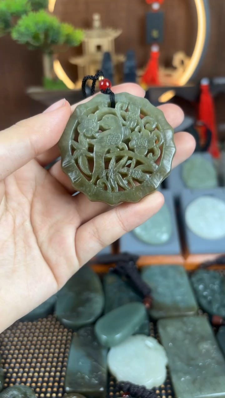【闪购商品】和田玉颈饰未镶嵌1