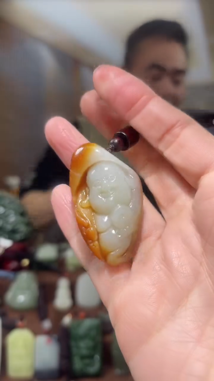 颈饰未镶嵌和田玉·