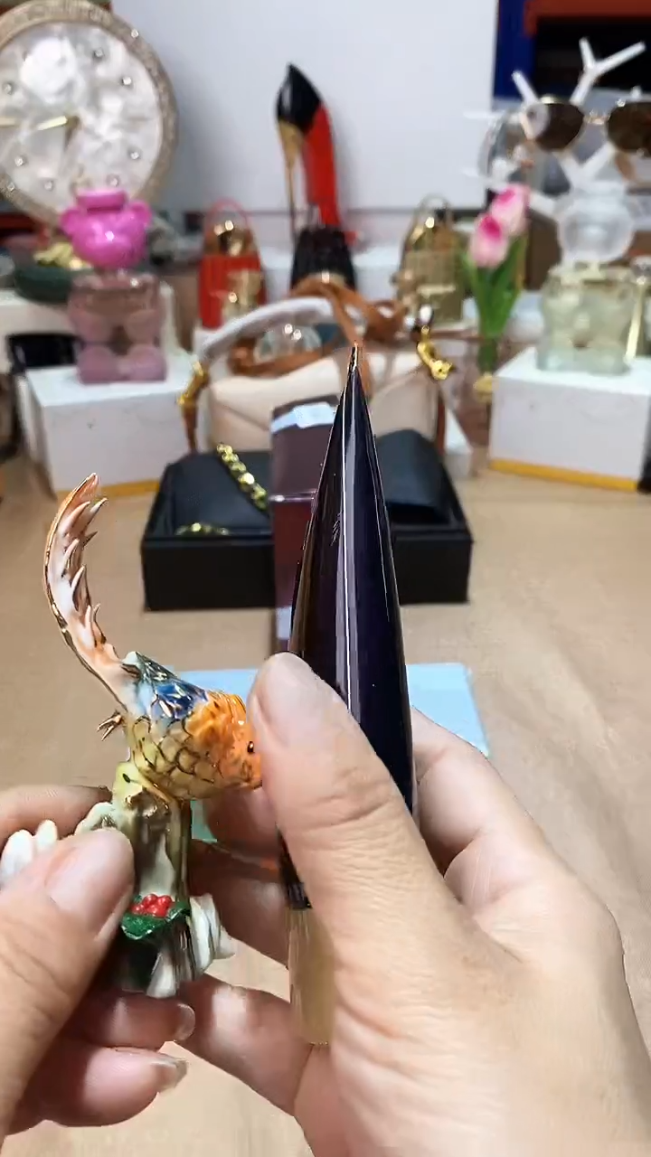 瓷片碗碟好物一件不留@@1