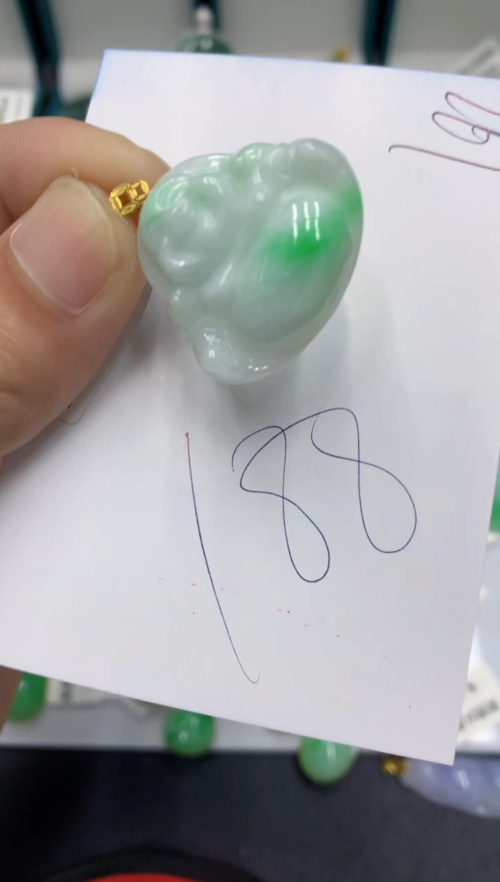 【闪购商品】翡翠颈饰18K金镶嵌翡翠