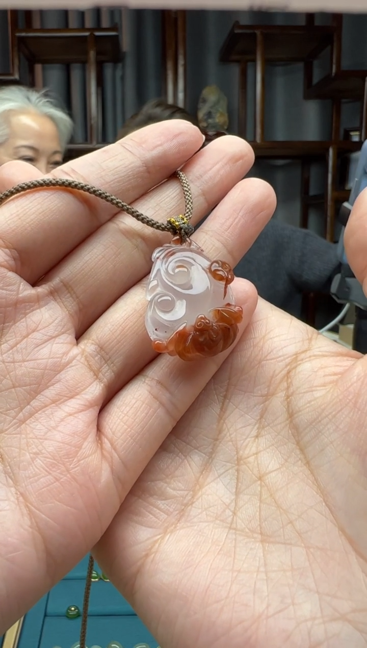 【闪购商品】南红玛瑙颈饰未镶嵌吊坠