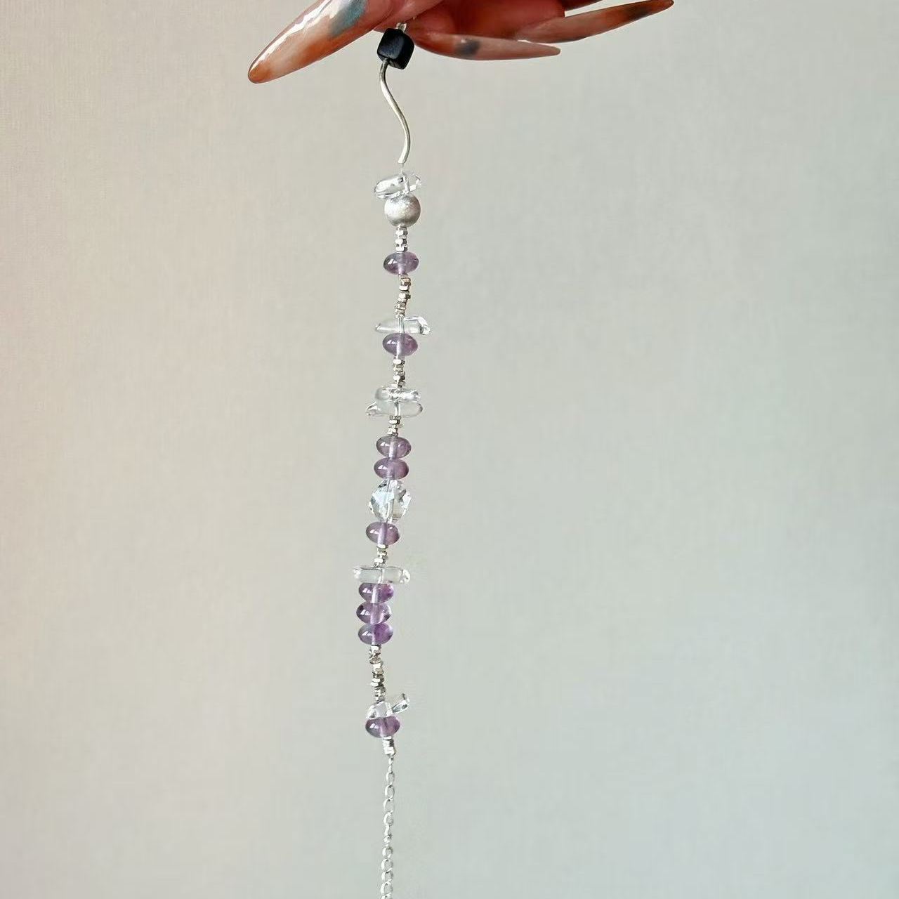 绮鱼水晶【天空之境】原创设计款玻利维亚紫水晶白水晶碎石气质手链