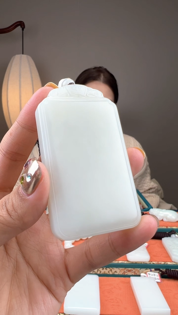 【闪购商品】和田玉颈饰未镶嵌1