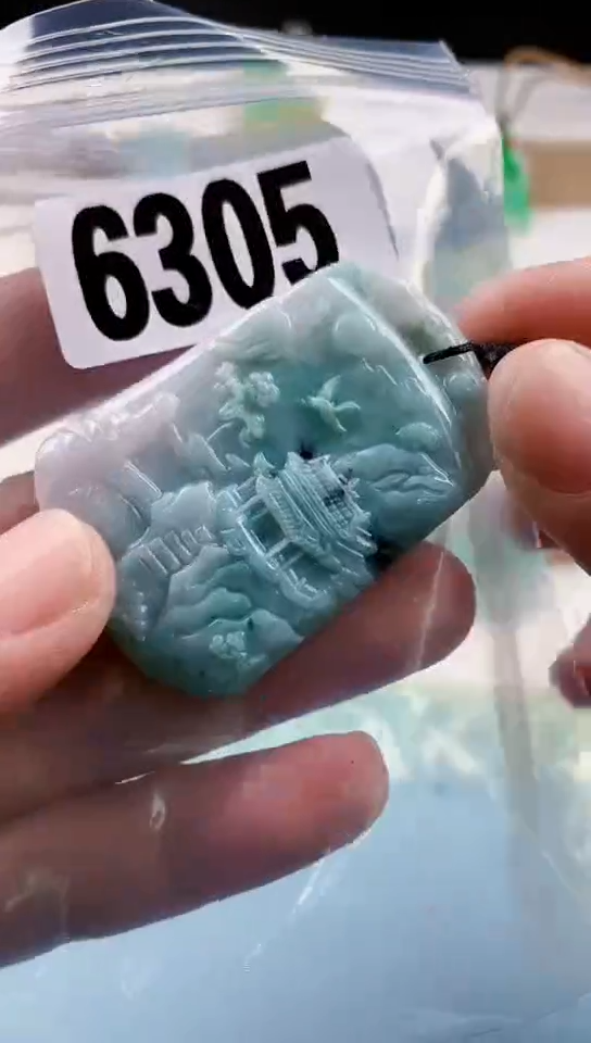 【闪购商品】翡翠挂件未镶嵌天然翡翠吊坠挂件