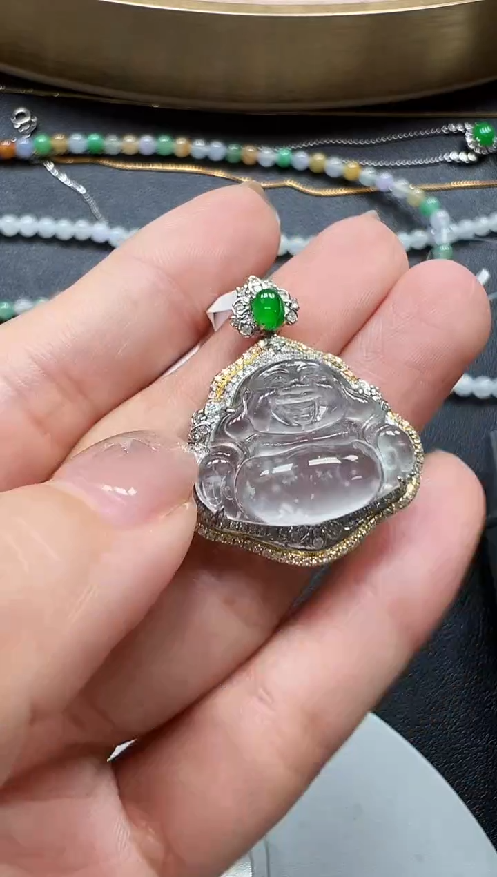 颈饰18K金镶嵌翡翠KCY0927-032