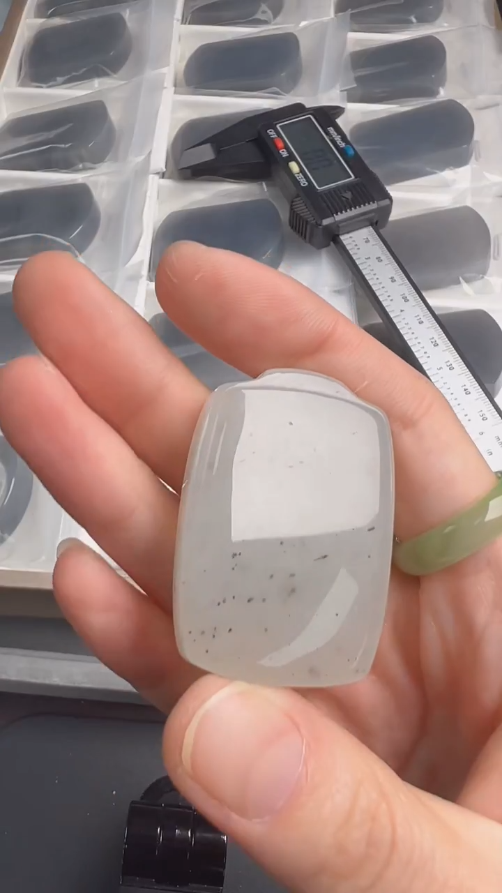 吊坠(不含链)未镶嵌和田玉JWZ11001