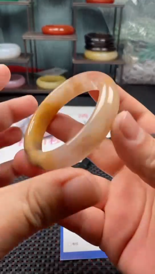 【闪购商品】石英质玉手镯未镶嵌41-55多样性发货看清圈口下单