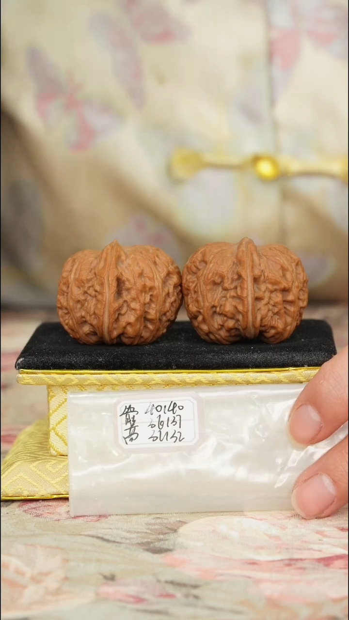 【闪购商品】文玩核桃把件平谷元宝