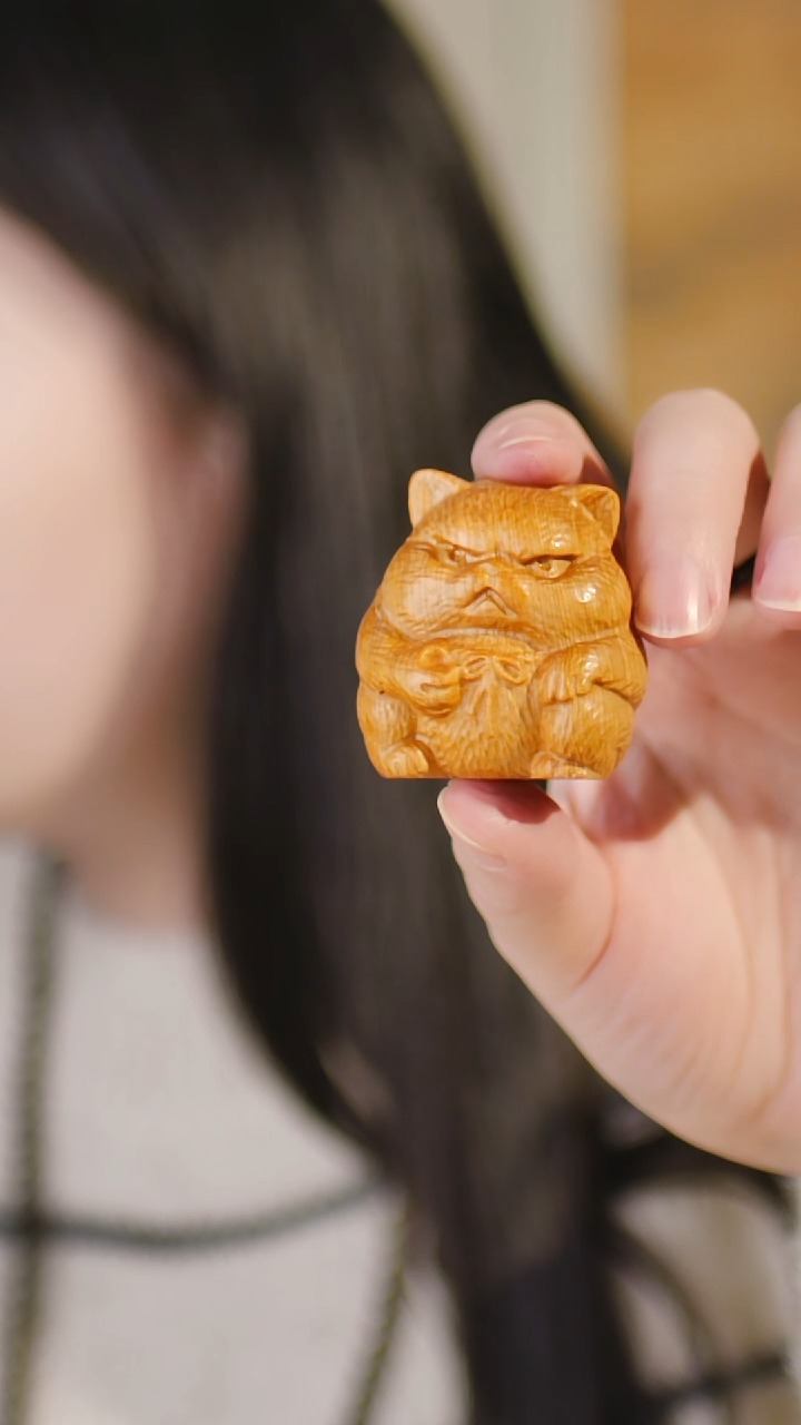柏木（崖柏）把件钓鱼猫咪
