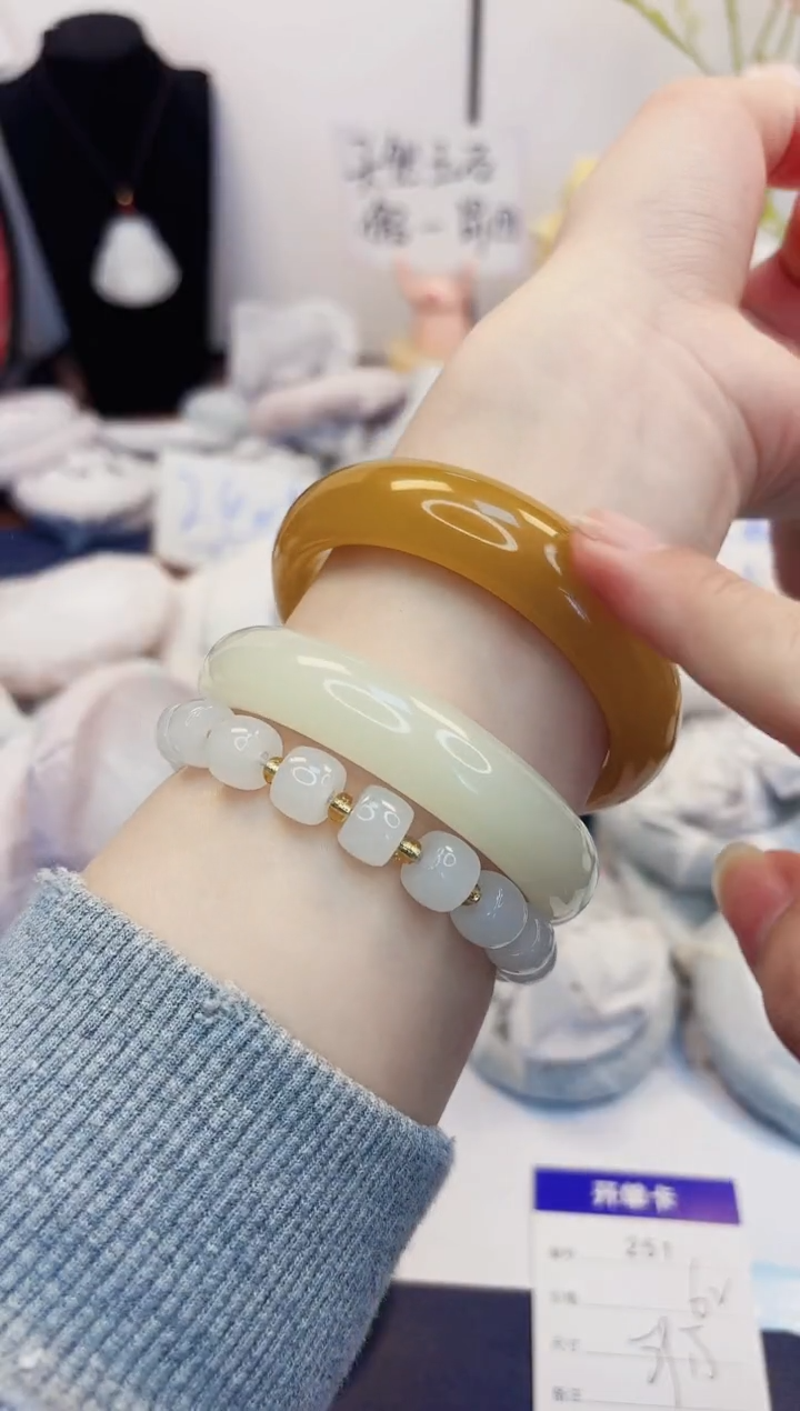 【闪购商品】石英质玉手镯未镶嵌251-财气镯-圈口59