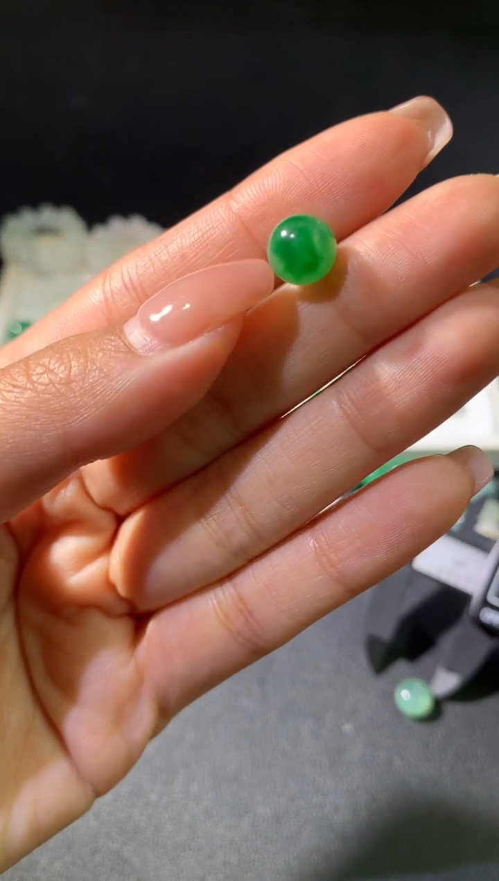 【闪购商品】定制翡翠未镶嵌珠2