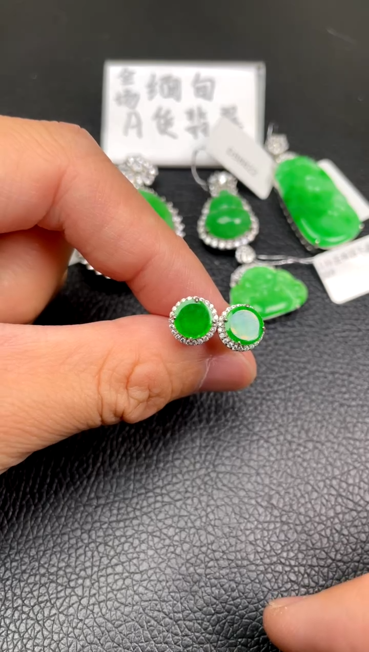 【闪购商品】翡翠吊坠(不含链)银S925镶嵌ed