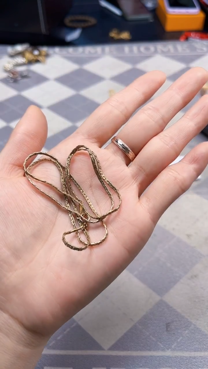 非金属无如图所示时尚饰品