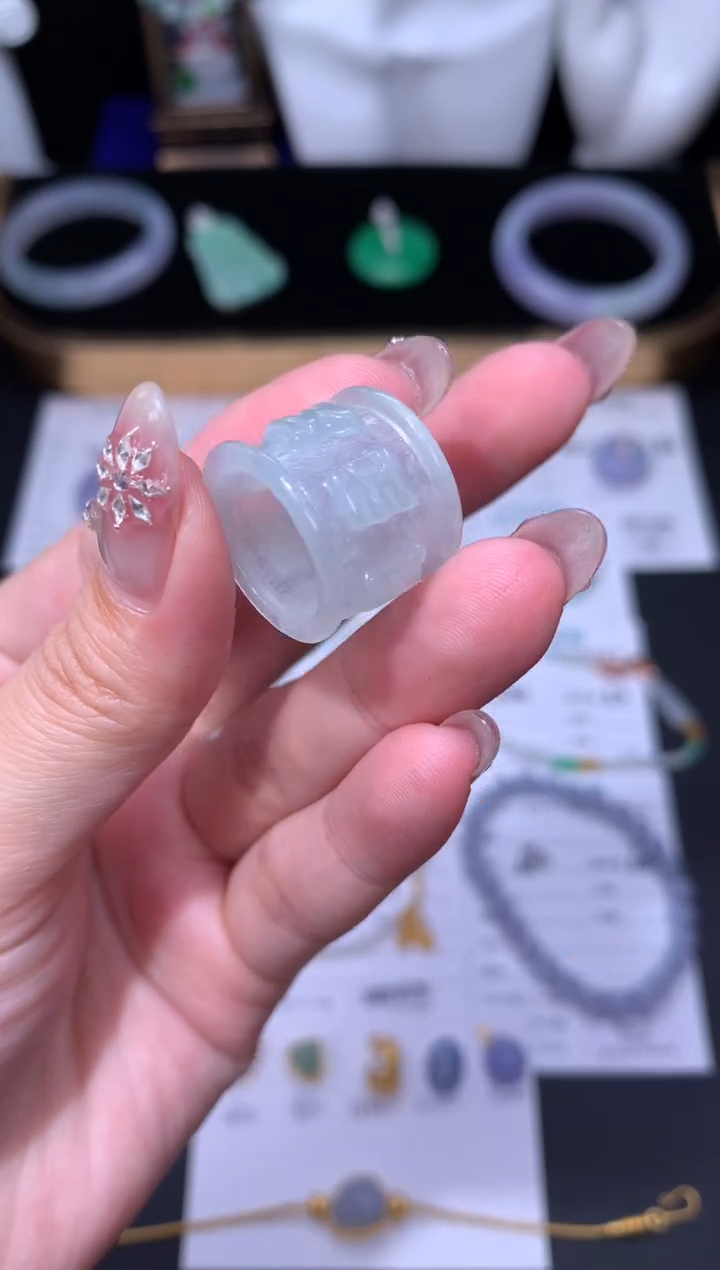 未镶嵌定制翡翠48小时鉴赏期 退货不扣服务费