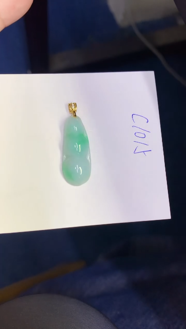 颈饰未镶嵌翡翠缅甸天然翡翠A货