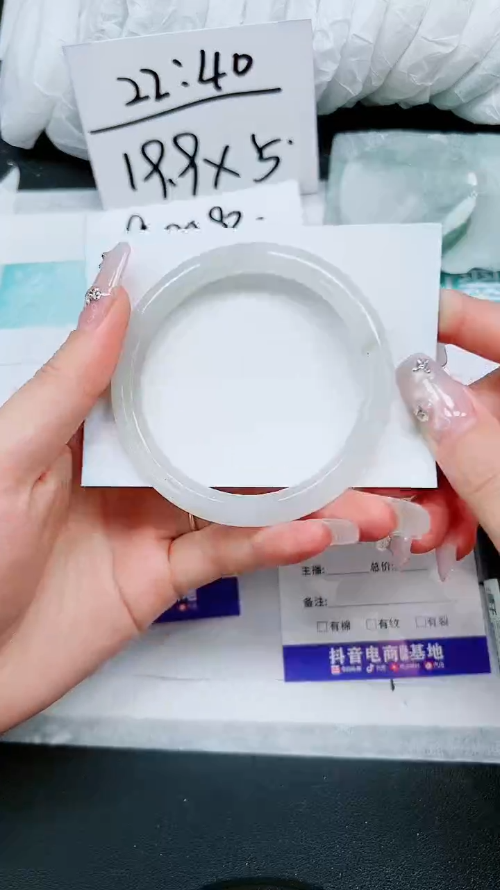 【闪购商品】石英质玉手镯合金A135-57`58`59`