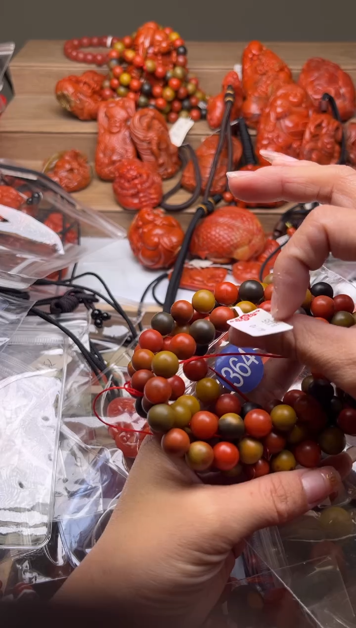 【闪购商品】南红玛瑙珠宝奇石未镶嵌364*-10