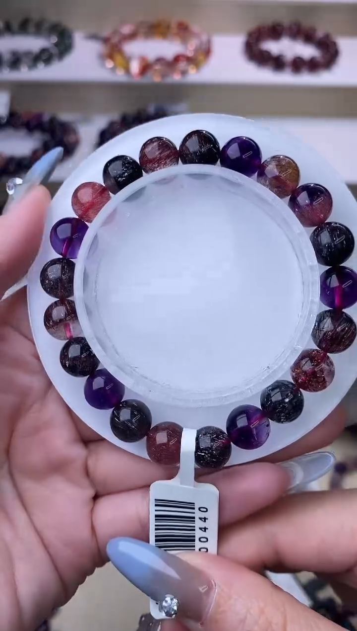 【闪购商品】水晶手链未镶嵌黑加仑超七9m+