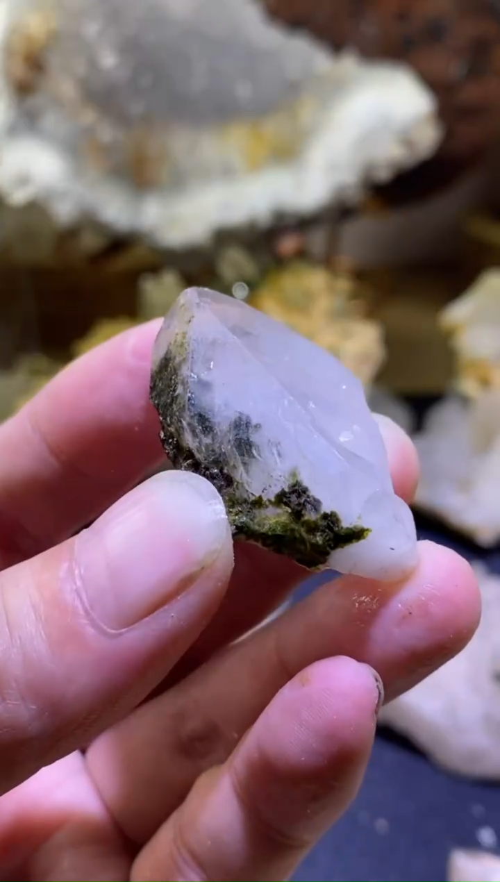 未镶嵌珠宝半成品水晶76号四川美姑超七花园水晶