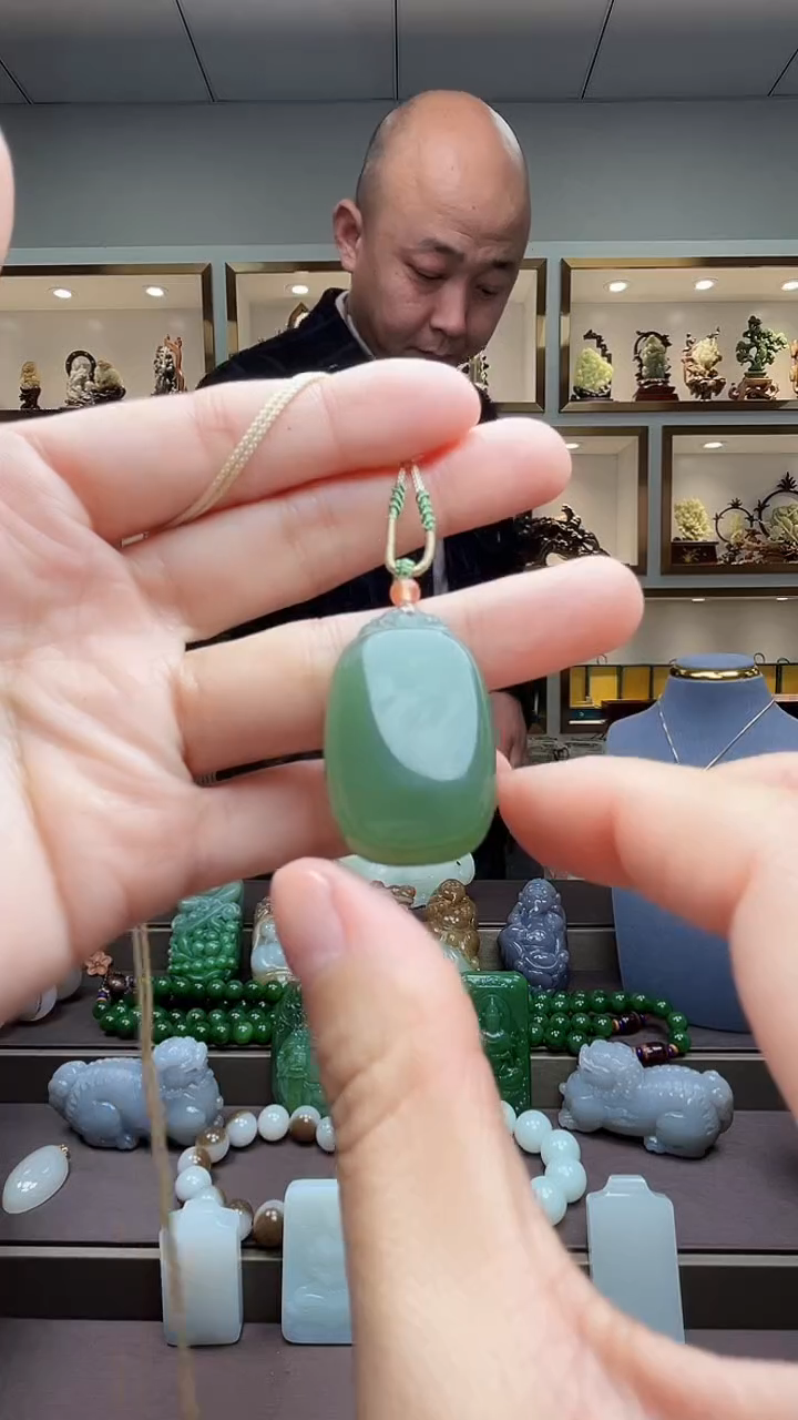 【闪购商品】和田玉颈饰未镶嵌苏