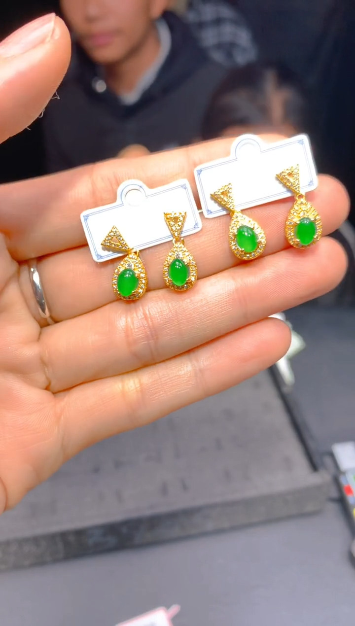 【闪购商品】定制翡翠未镶嵌238多样性发货（发其一）