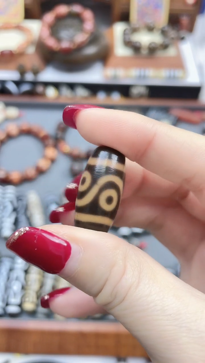 【闪购商品】玛瑙/玉髓珠珠未镶嵌水纹四眼