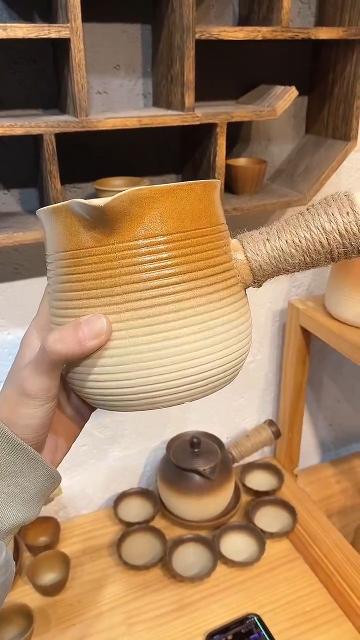 【闪购商品】1200ml陶韵罐罐壶渐变色