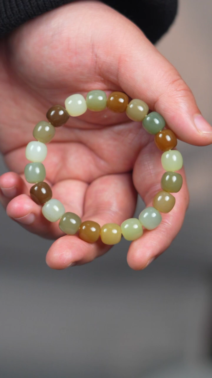 未镶嵌手链和田玉10mm且末金山多宝