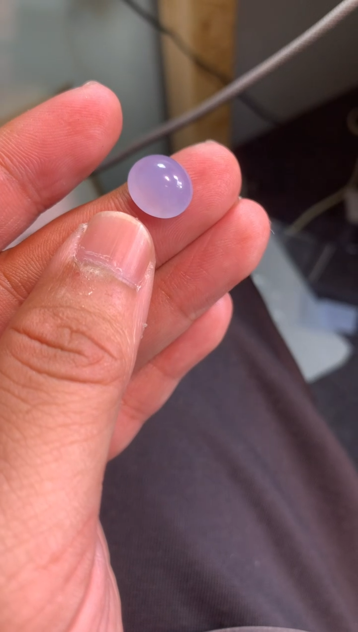 【闪购商品】翡翠颈饰未镶嵌蛋面