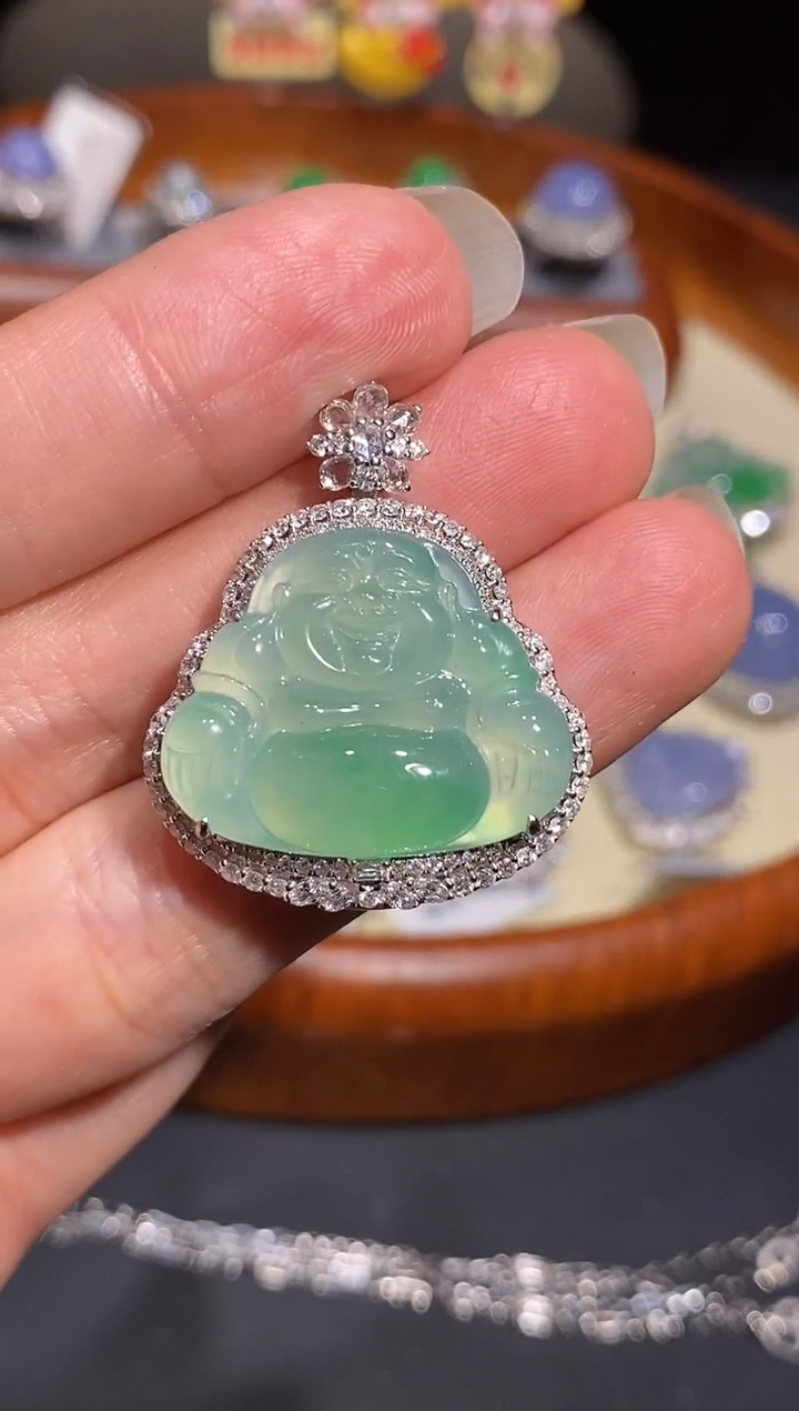 【闪购商品】翡翠吊坠(不含链)18K金镶嵌吊坠