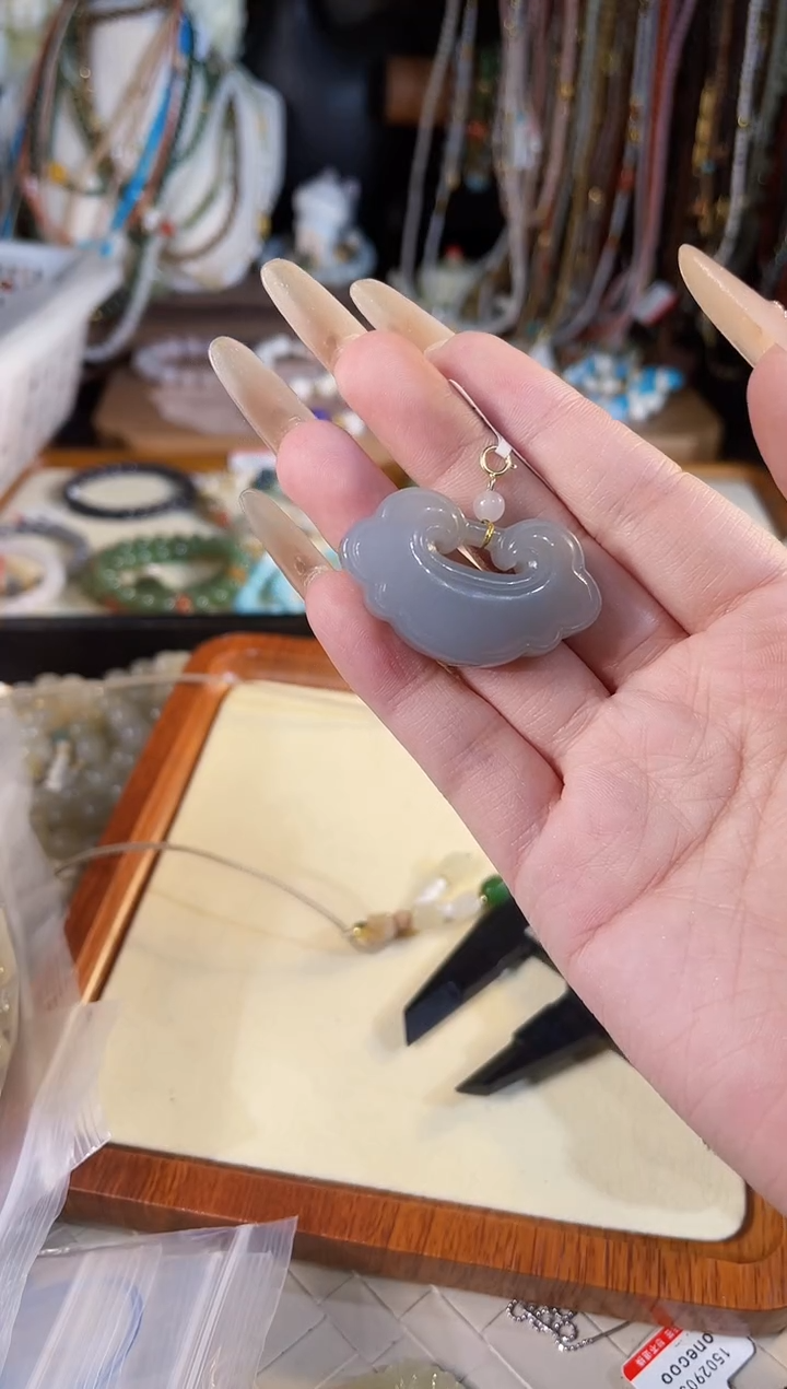 【闪购商品】和田玉吊坠(不含链)未镶嵌多样性发货其一