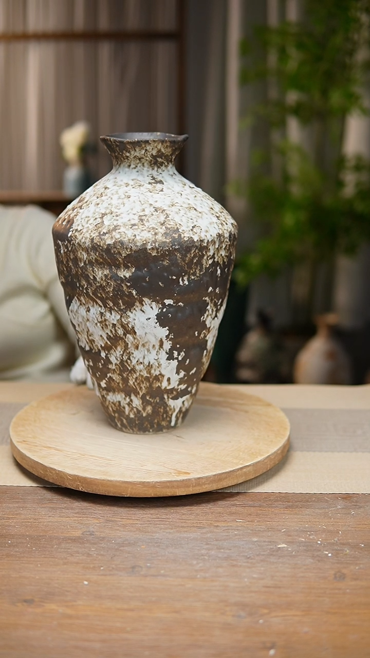 【闪购商品】陶瓷花器诧寂黑高脚