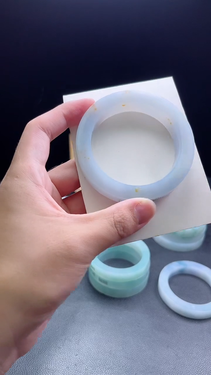 未镶嵌手镯定制翡翠汐*呀定制