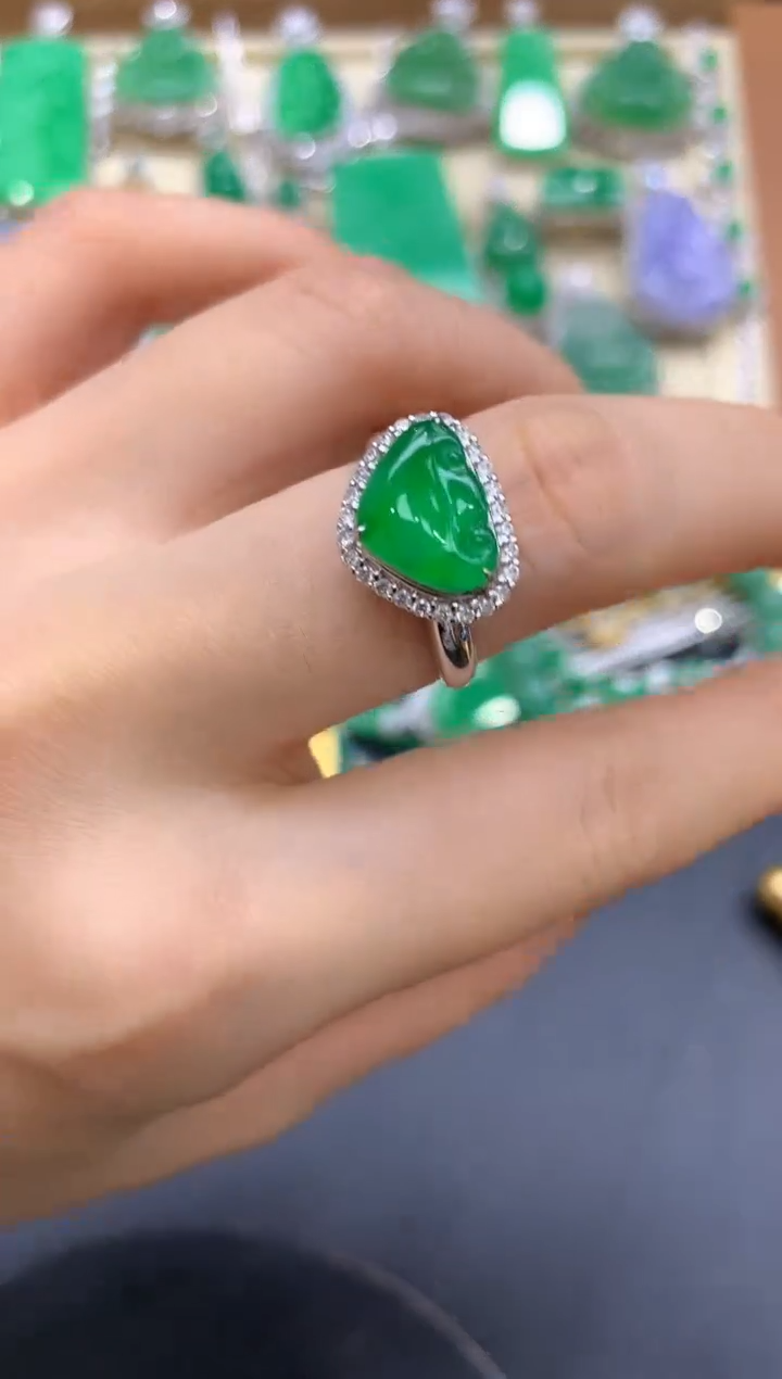 【闪购商品】翡翠戒指18K金镶嵌484-中国好珍宝