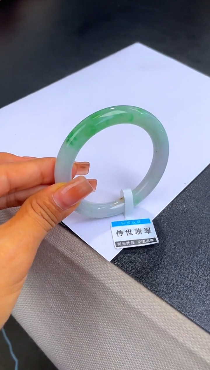 未镶嵌手镯翡翠退货标签需完好-100