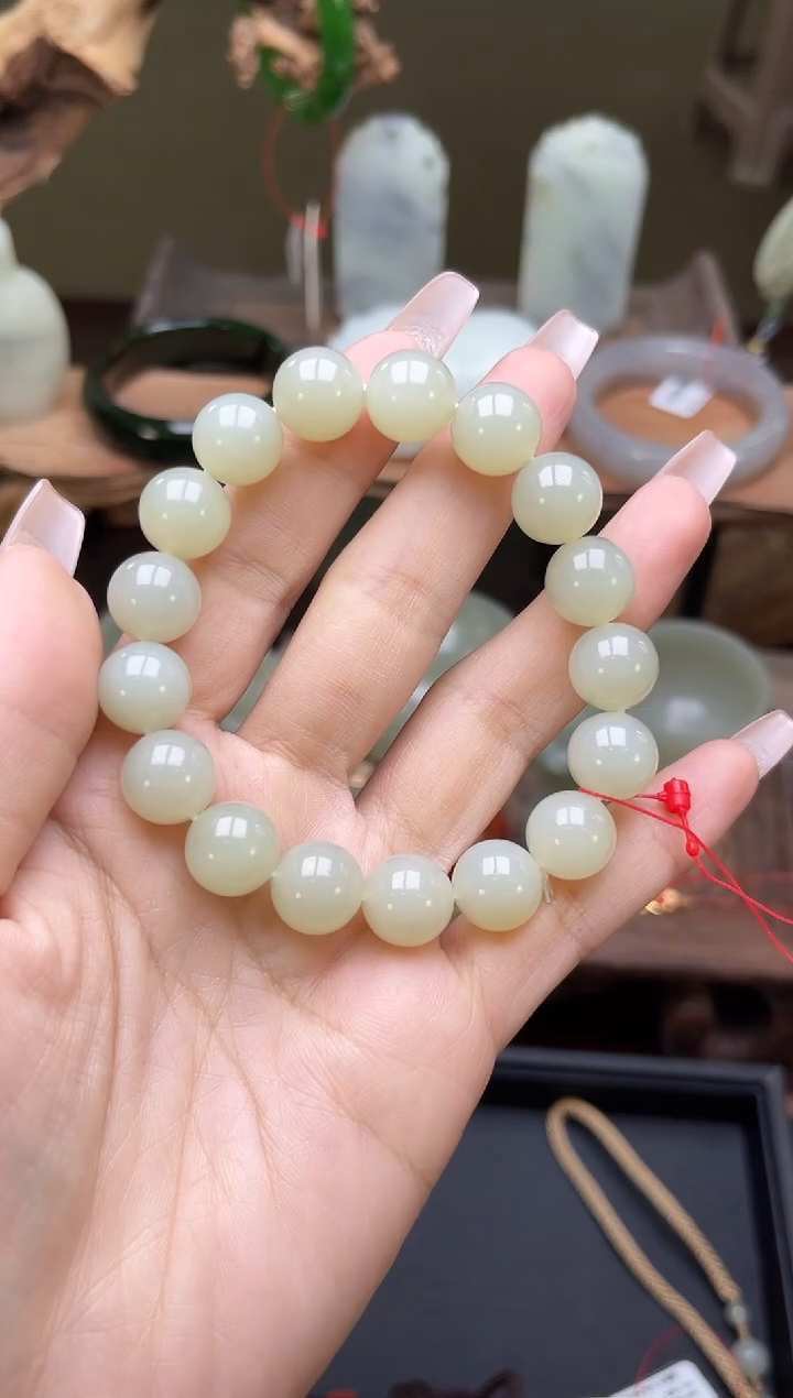 【闪购商品】和田玉手串未镶嵌卡12且末迪克兰圆珠9007909