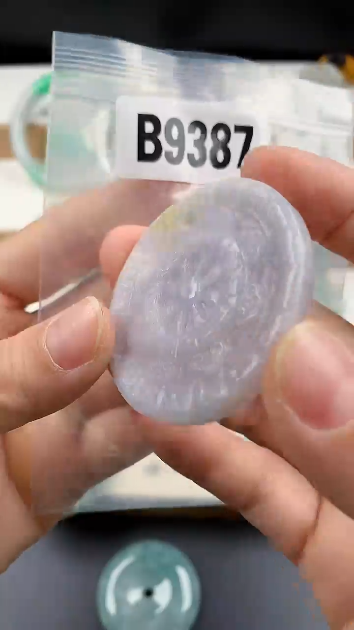 颈饰未镶嵌翡翠天然翡翠吊坠挂件