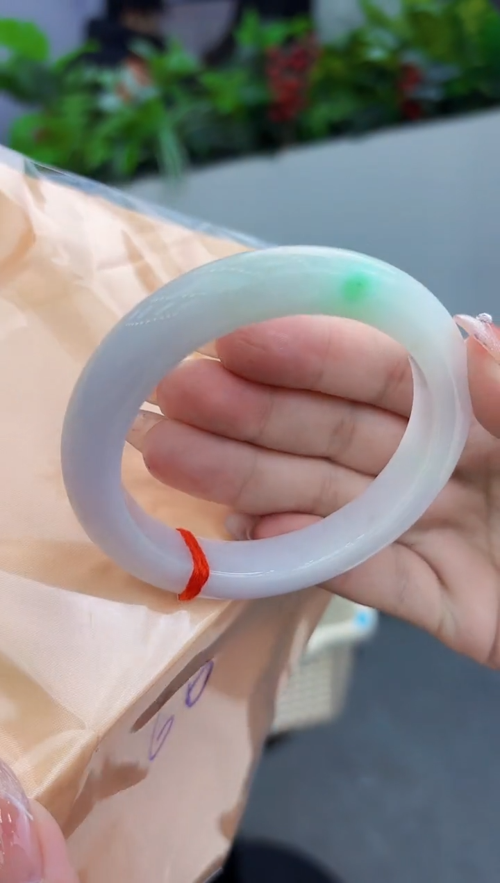 【闪购商品】翡翠手镯未镶嵌翡翠手镯