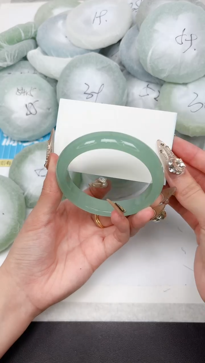 石英质玉手镯未镶嵌256-60.5