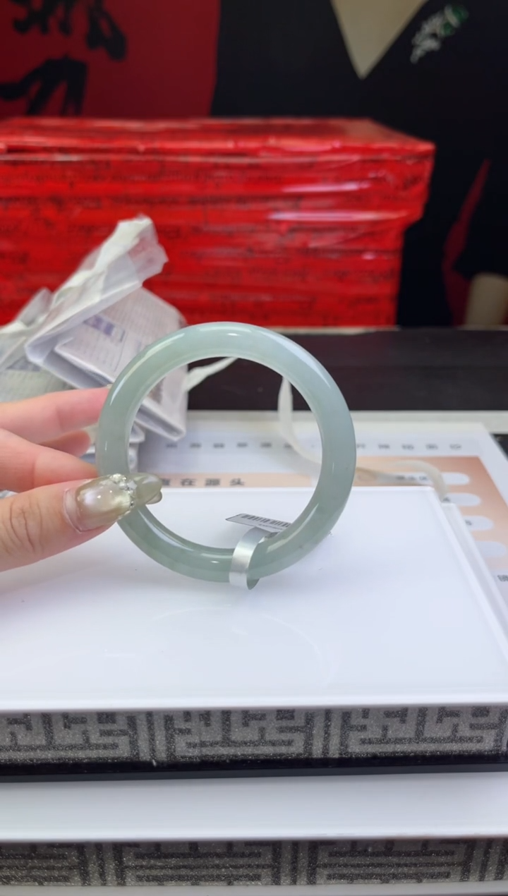 【闪购商品】翡翠手镯未镶嵌8翡翠手镯