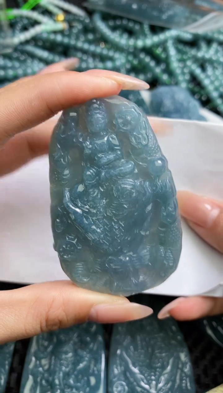 【闪购商品】翡翠颈饰未镶嵌