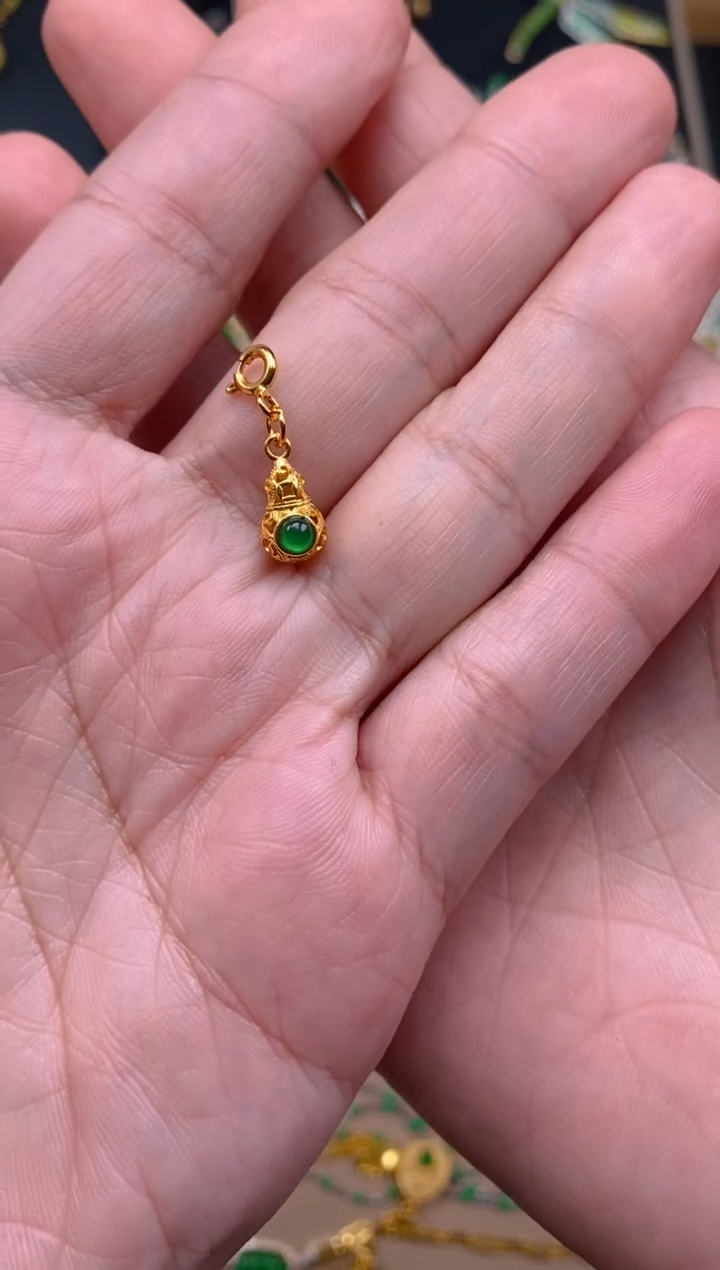 【闪购商品】翡翠吊坠(不含链)银S925镶嵌万能扣