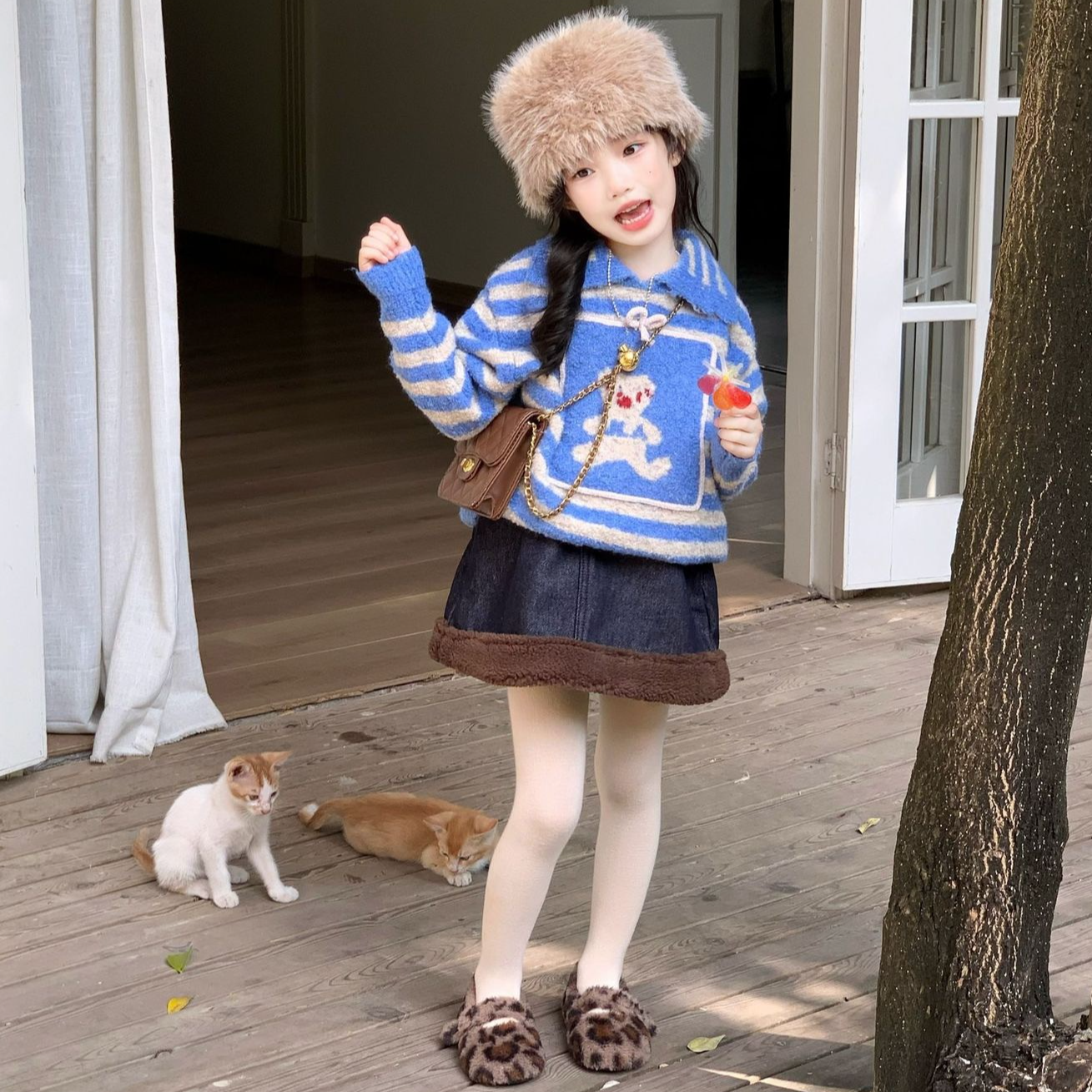 韩系女童冬季款洋气加厚卡通条纹毛衣女宝百搭休闲加绒牛仔裤套装