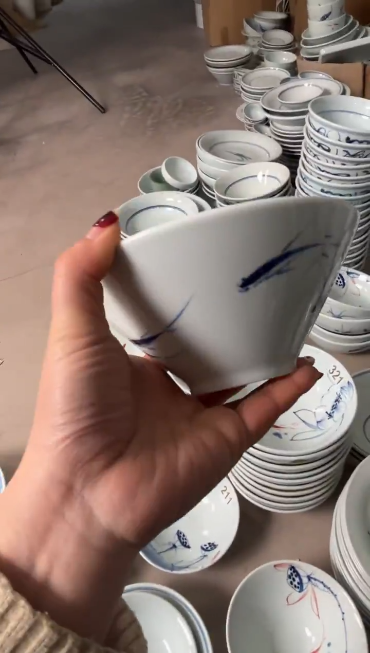 明舟微瑕手绘画鱼6寸斗笠碗（单只装）