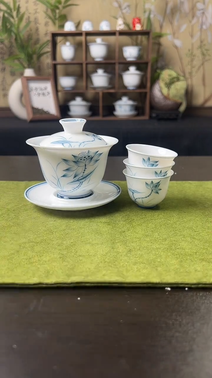 荷花盖碗+壶承+3客杯