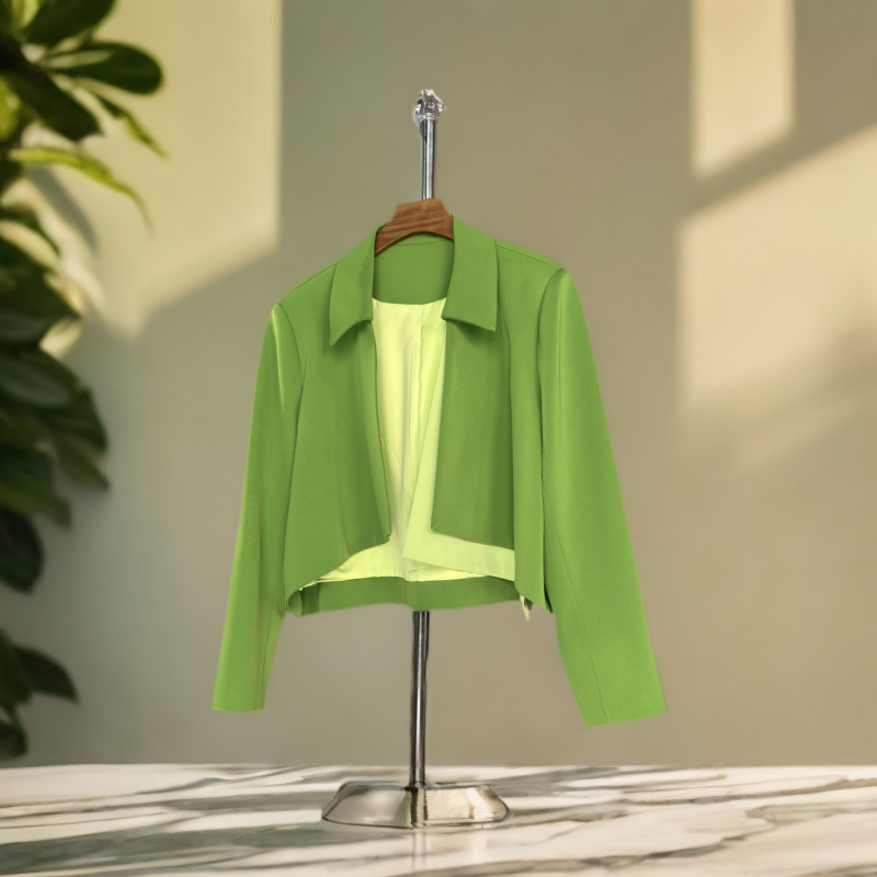 拼色小款时尚外套