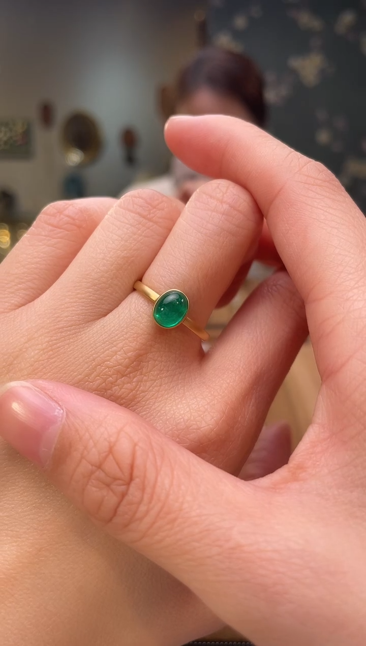 【闪购商品】祖母绿戒指18K金镶嵌阿富汗主石：1.23ct
