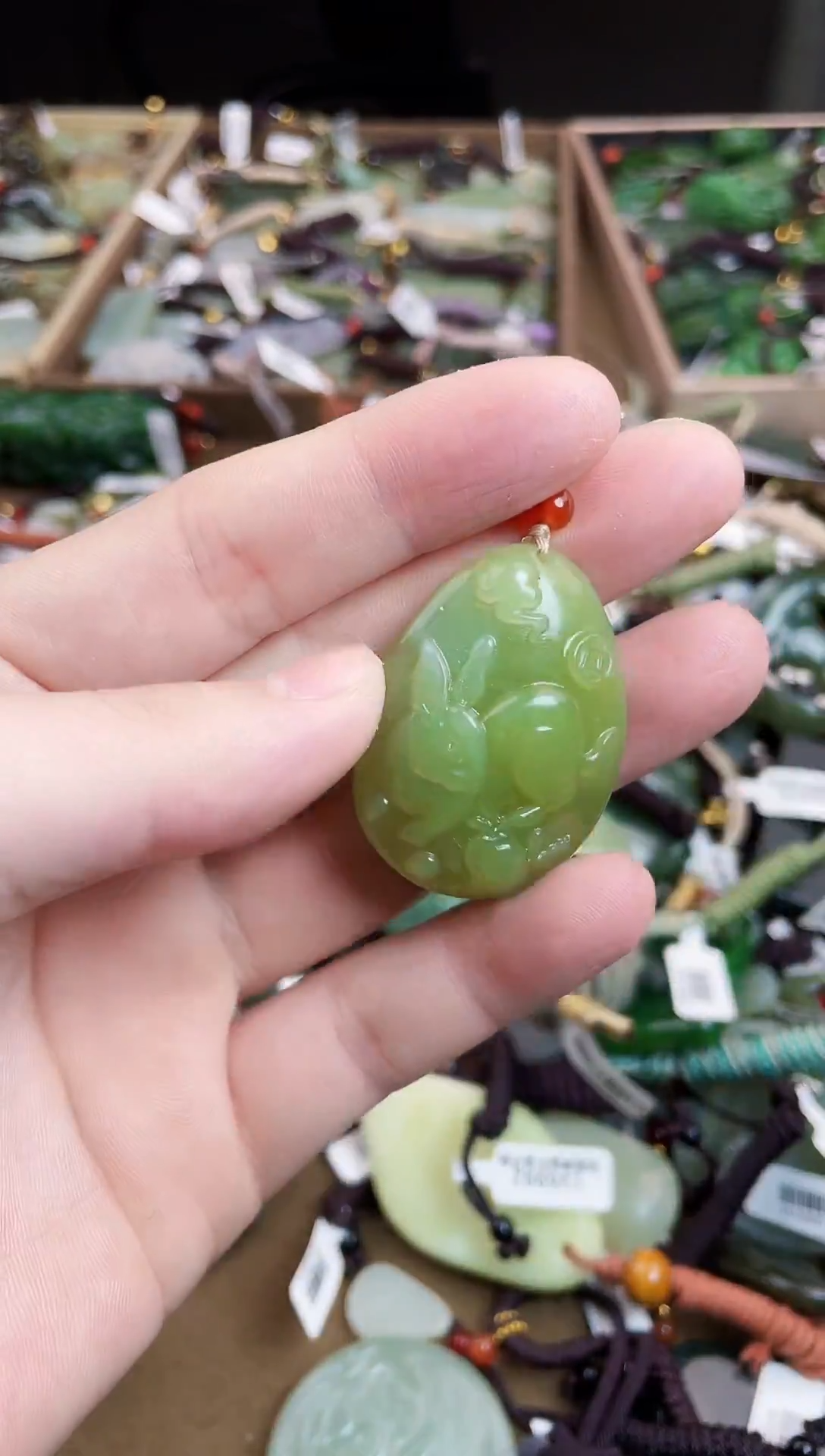 颈饰未镶嵌和田玉1