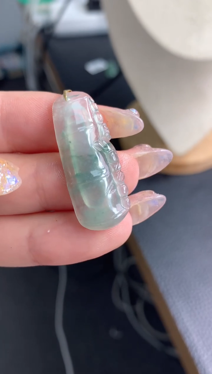 【闪购商品】翡翠颈饰18K金镶嵌48小时鉴赏期